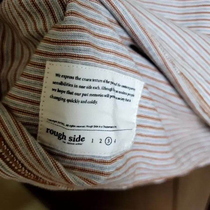 [BUNJANG] Roughside Striped Long Sleeve T-Shirt / 러프사이드 스트라이프 티셔츠 3사이즈
