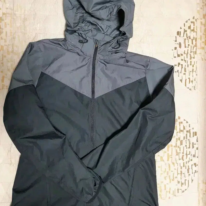 [BUNJANG] Nike Gray Hooded Windbreaker Jacket L / 나이키 회색 후드 바람막이 자켓 L