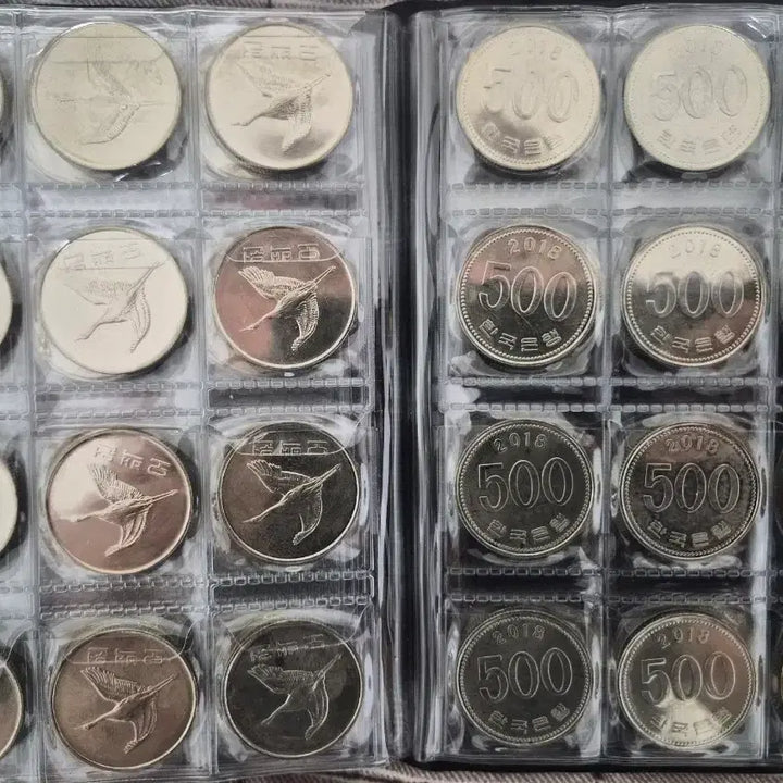 [BUNJANG] 10 x 2018 Uncirculated 500 KRW Coins Bundle Set / 2018년 미사용 500원 10개 일괄