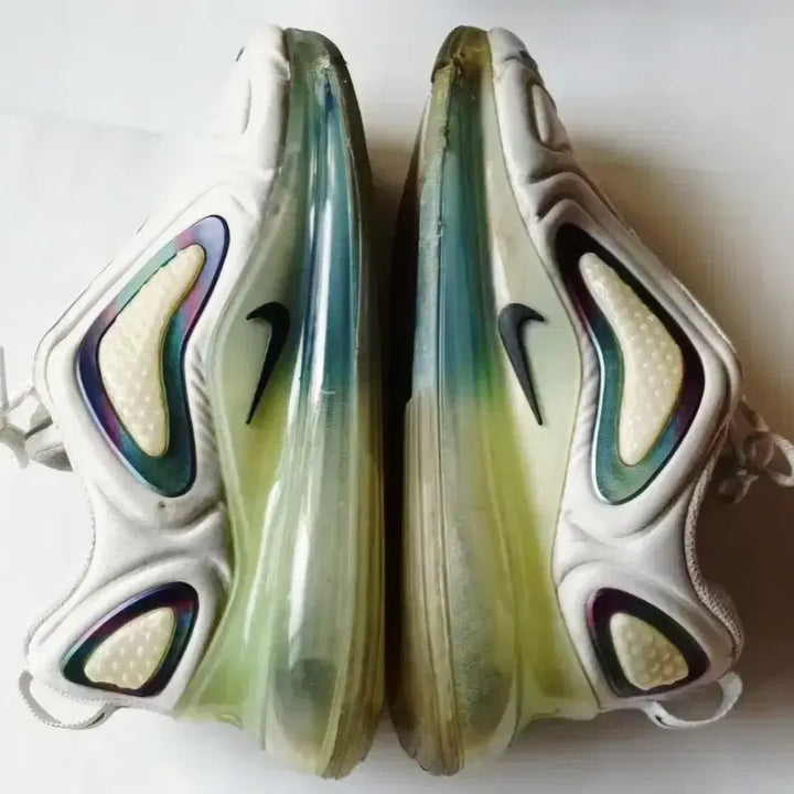 [BUNJANG] Nike Air Max 720 Sneakers / 나이키 에어맥스 720