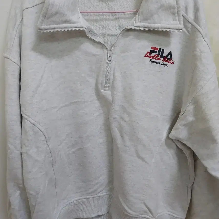 [SOLD OUT] 휠라 반집업 티셔츠 100