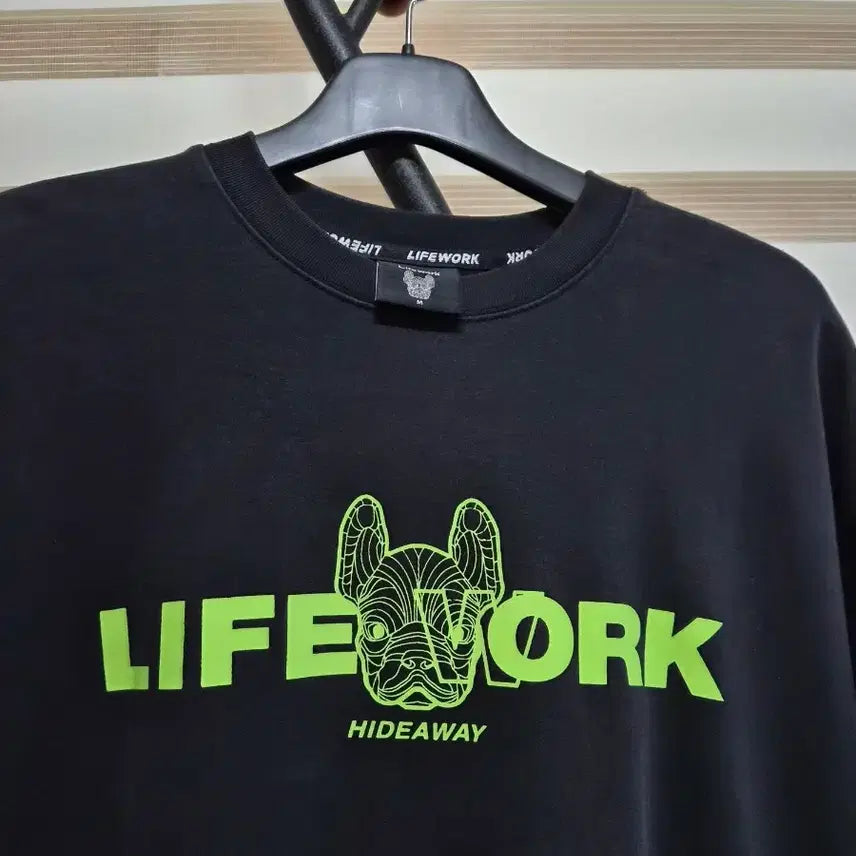 [BUNJANG] Lifework Black T-Shirt / 택포)라이프워크 블랙 반팔 티셔츠