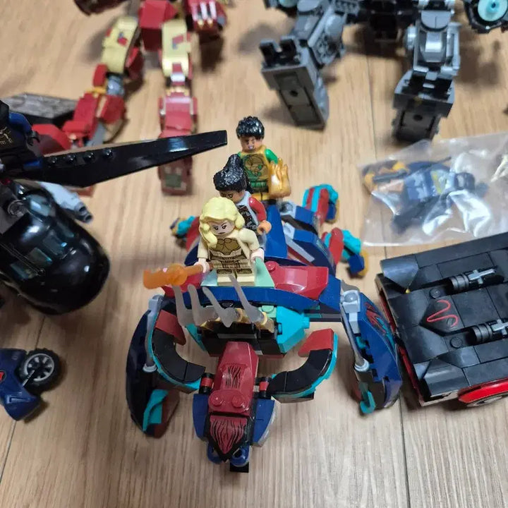 [BUNJANG] LEGO Marvel DC Heroes Bundle Set (with extra figures) / 레고 마블 DC 히어로스 일괄 판매 (피규어 추가)