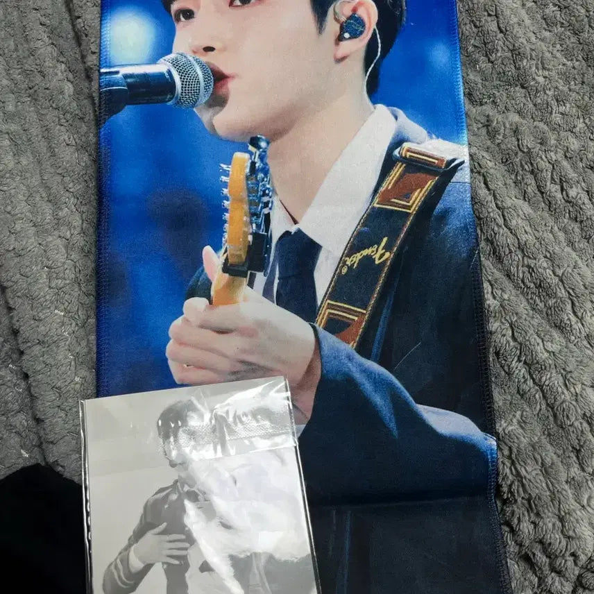 [BUNJANG] Kim Jaehwan Support Slogan + Postcard Set / 김재환 응원 슬로건 + 포토엽서 여러장