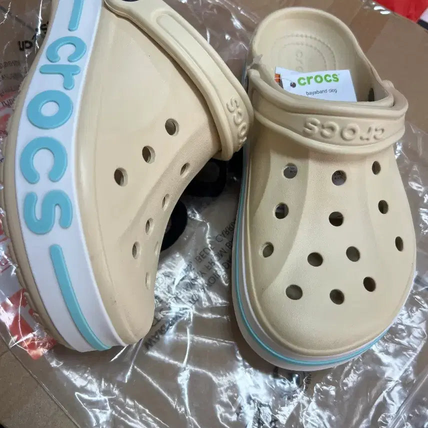 [BUNJANG] Crocs Bayaband Clogs Size 250 (M6/W8) New / 새상품) 250사이즈  m6/w8 크록스 바야밴드