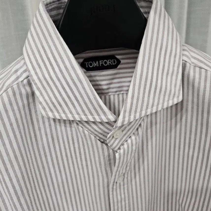 [BUNJANG] Tom Ford Vertical Stripe Shirt (Size 44/110) / 톰포드 세로 스트라이프 셔츠 44 (110)