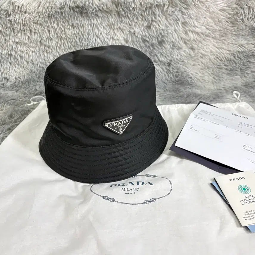 [BUNJANG] Prada Re-Nylon Bucket Hat Black M / 프라다 리나일론 버킷햇 블랙 M사이즈 새상품급