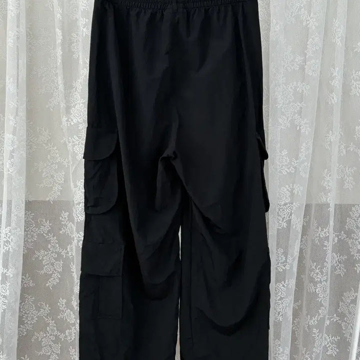 [BUNJANG] Nerdy Two-Way Nylon Cargo Pants Black / M) 널디 투웨이 나일론 카고 팬츠 블랙