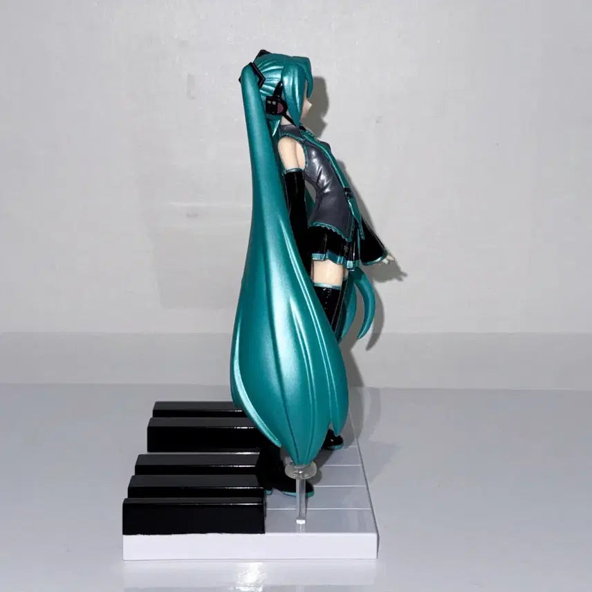[BUNJANG] Hatsune Miku Extra Pearl Figure / 고전 하츠네 미쿠 엑스트라 펄 피규어