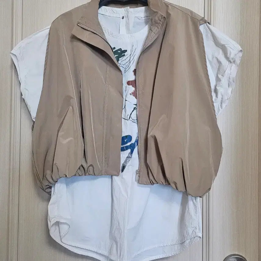 [BUNJANG] LE CEIL BLUE Beige Free Size Short Vest / LE CEIL BLUE 숏 베스트 조끼