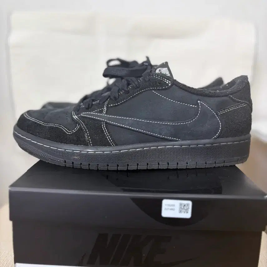 [SOLD OUT] 트래비스 스캇 블랙팬텀280