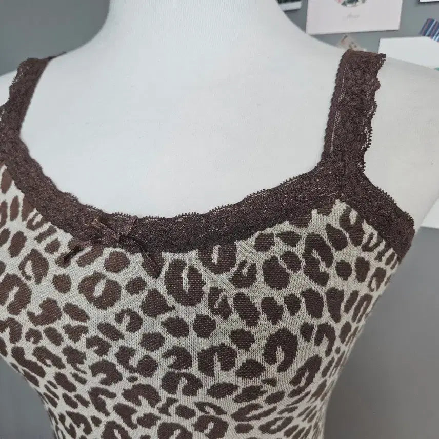 [BUNJANG] Leopard Lace Cami Top / 레오파드 레이스 끈 나시