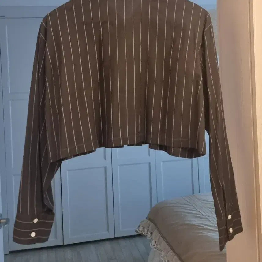 [BUNJANG] H&amp;M Striped Crop Shirt / 한번도 안입은 h&amp;m 크롭 셔츠