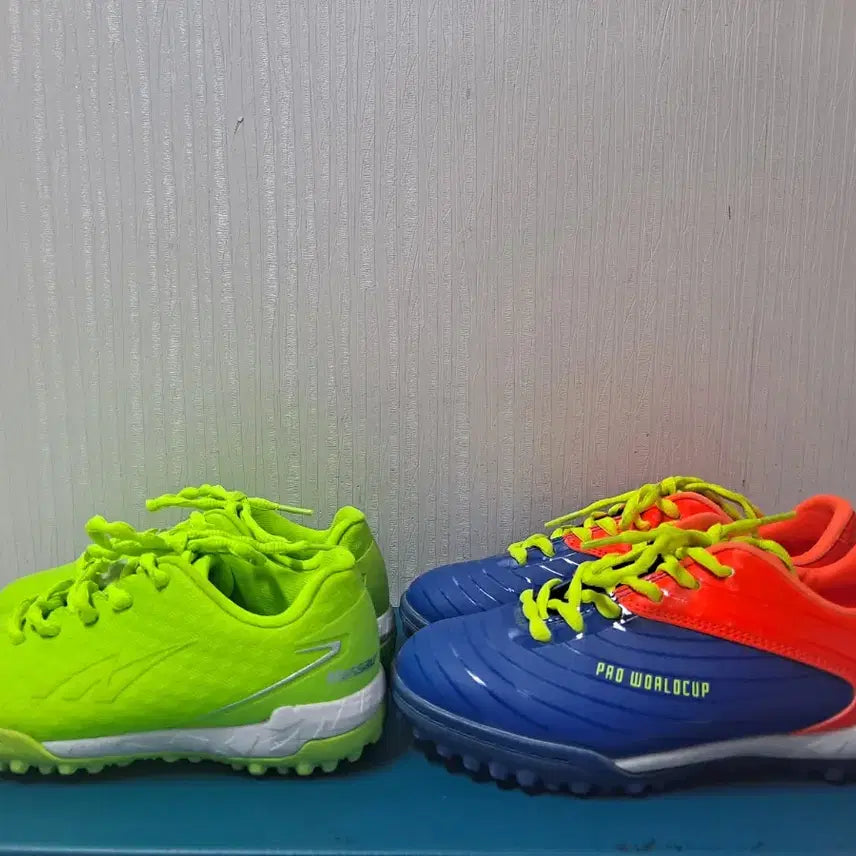 [BUNJANG] 2컬레 다드림/초등학생 고급 풋살화 /180mm,1컬레+200mm,1컬레 / 2컬레 다드림/초등학생 고급 풋살화 /180mm,1컬레+200mm,1컬레