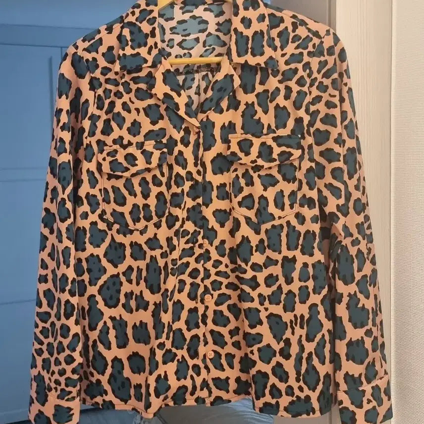 [BUNJANG] Leopard Print Blouse / 호피 블라우스