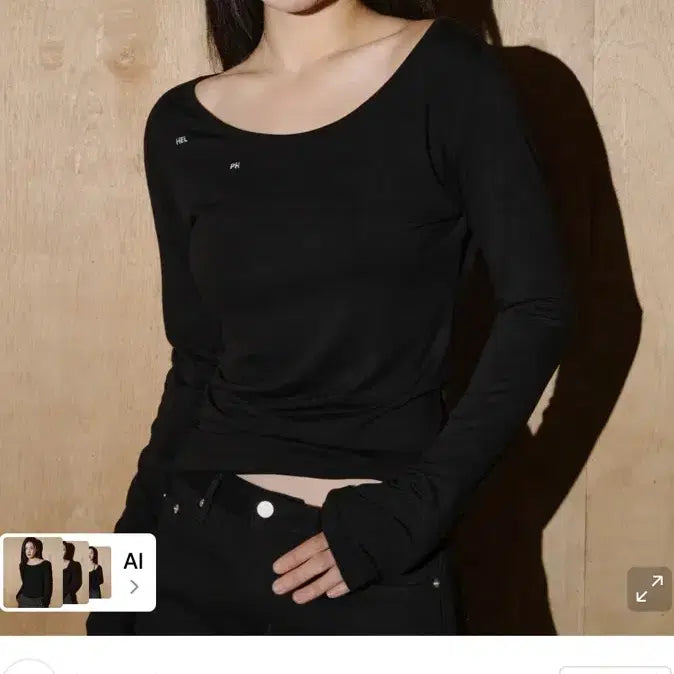 [SOLD OUT] 헬레네파리스 helph 미니 자수 롱 슬리브 블랙