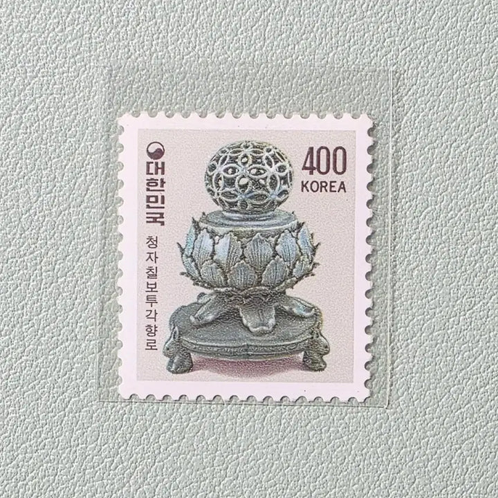 [BUNJANG] (우표) 3차 그라비아인쇄 보통우표 400원 청자향로 / 1983 / (우표) 3차 그라비아인쇄 보통우표 400원 청자향로 / 1983