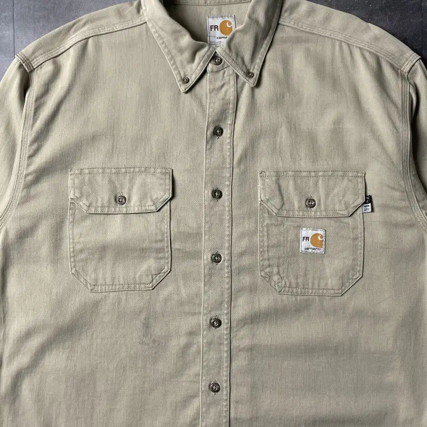 [BUNJANG] CARHARTT 칼하트 빈티지 베이지 플랩포켓 워크 셔츠 A00883 / CARHARTT 칼하트 빈티지 베이지 플랩포켓 워크 셔츠 A00883