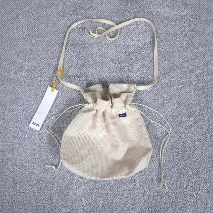 [SOLD OUT] [새상품] 노이에(NEUE) 캔버스 스트링백 복조리 크로스백 가방