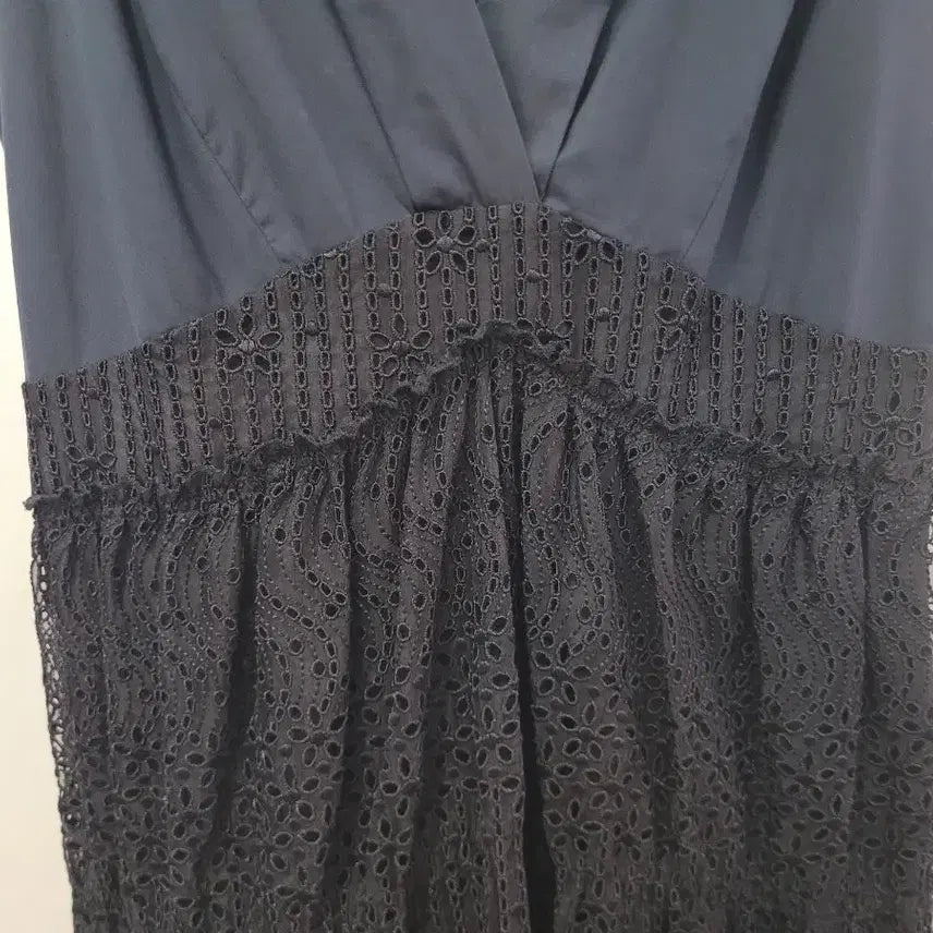 [BUNJANG] 타쿤 THAKOON 블랙 레이스 민소매 원피스 55사이즈 / 타쿤 THAKOON 블랙 레이스 민소매 원피스 55사이즈