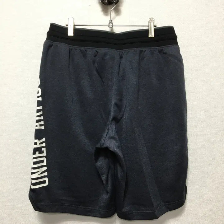 [SOLD OUT] 언더아머 남성 반바지