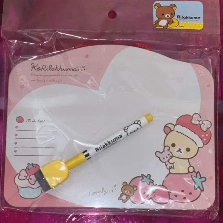 [SOLD OUT] 고전문구 산엑스 딸기 리락쿠마 메모보드 자석보드 화이트보드 칠판