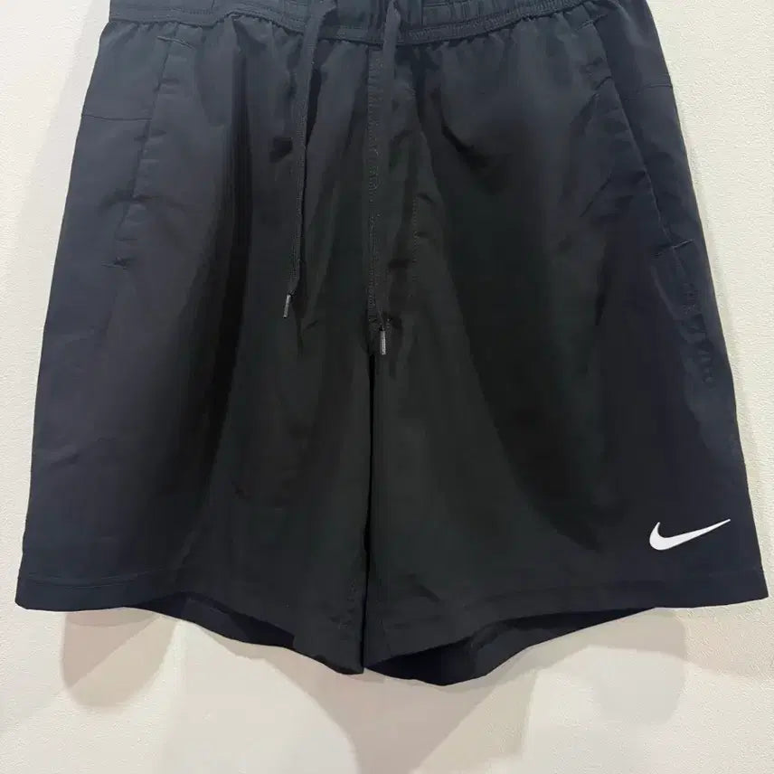 [SOLD OUT] 나이키 블랙 반바지 드라이핏
