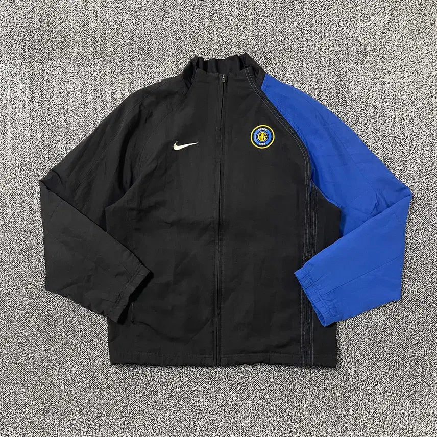 [SOLD OUT] 빈티지9. 나이키 인터밀란 빈티지 올드스쿨 바람막이 메쉬 점퍼 블랙블루