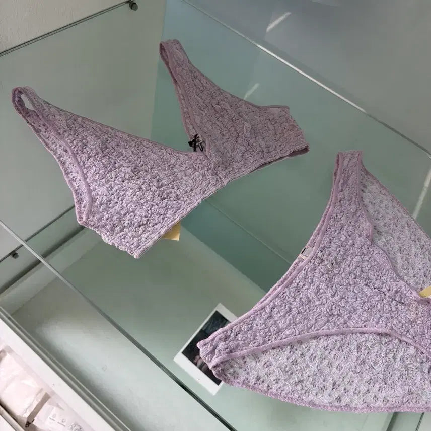 [BUNJANG] 베이스레인지 crescent 브라 팬티 세트 / 베이스레인지 crescent 브라 팬티 세트