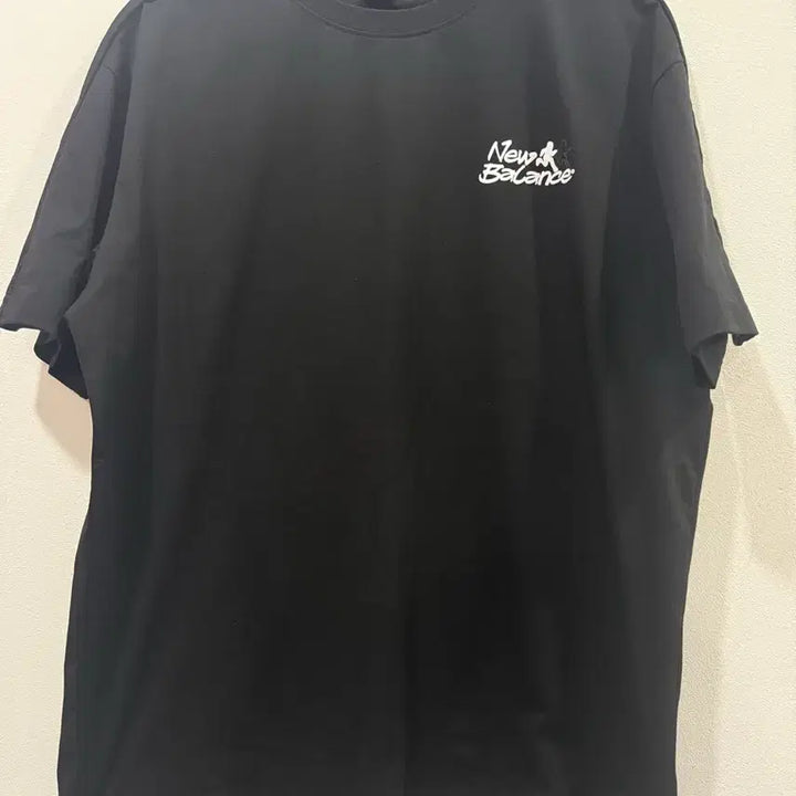 [SOLD OUT] 뉴발란스 블랙 반팔 티셔츠