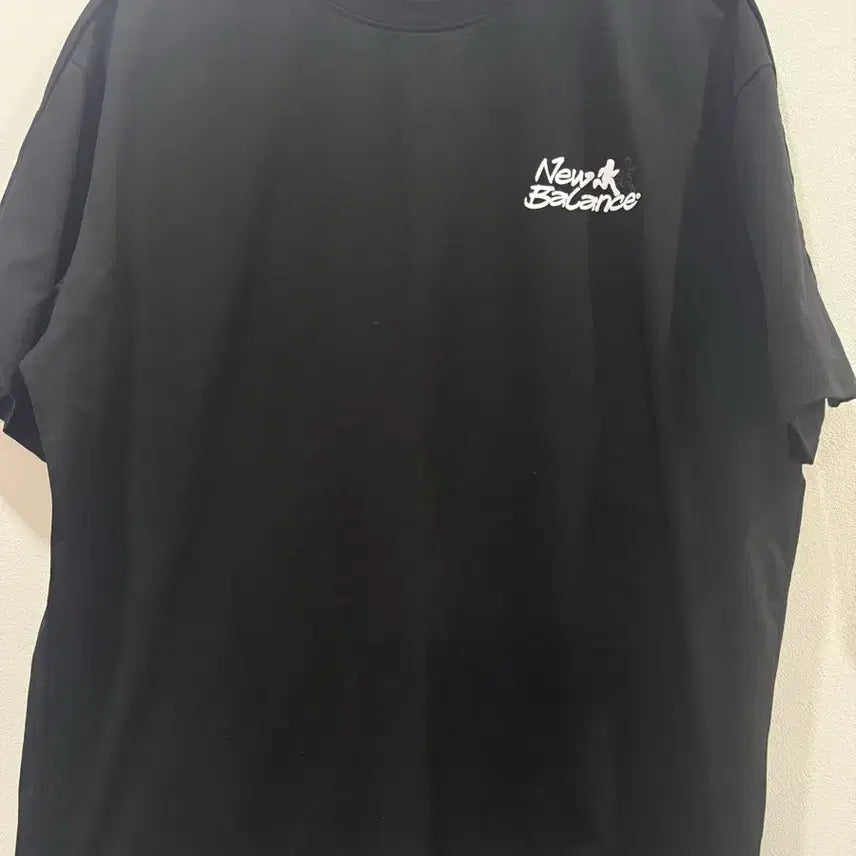 [SOLD OUT] 뉴발란스 블랙 반팔 티셔츠