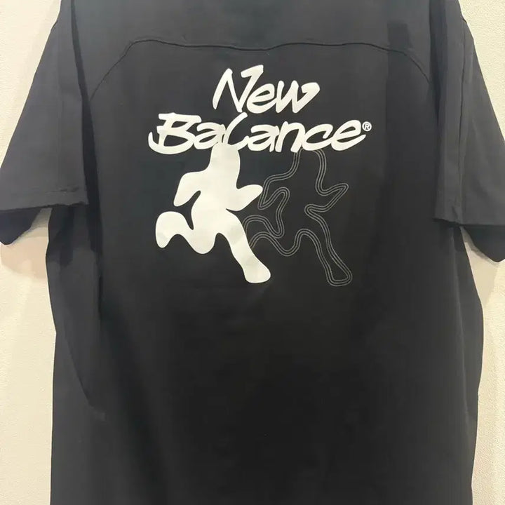 [SOLD OUT] 뉴발란스 블랙 반팔 티셔츠