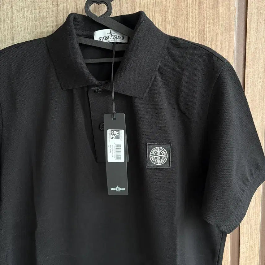 [SOLD OUT] [새상품]스톤아일랜드 로고 폴로 반팔티셔츠 블랙 주니어 14A