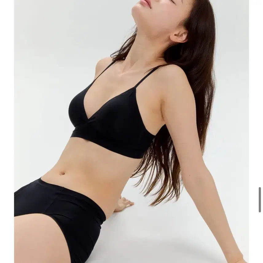 [SOLD OUT] 시스티 풀라 브라렛 5.0 숏 블랙 M
