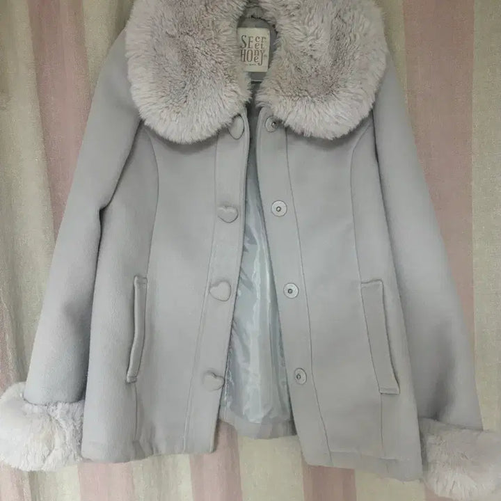 [SOLD OUT] 시크릿허니 미즈이로 하트 단추 숏 코트 정품 판매합니다!