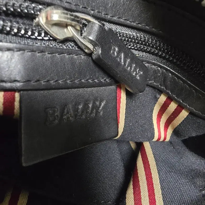 [BUNJANG] BALLY 발리 블랙 가죽 크로스백 / BALLY 발리 블랙 가죽 크로스백