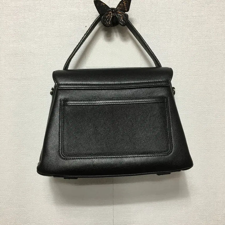 [SOLD OUT] 루즈앤라운지 가죽 토트백 가방
