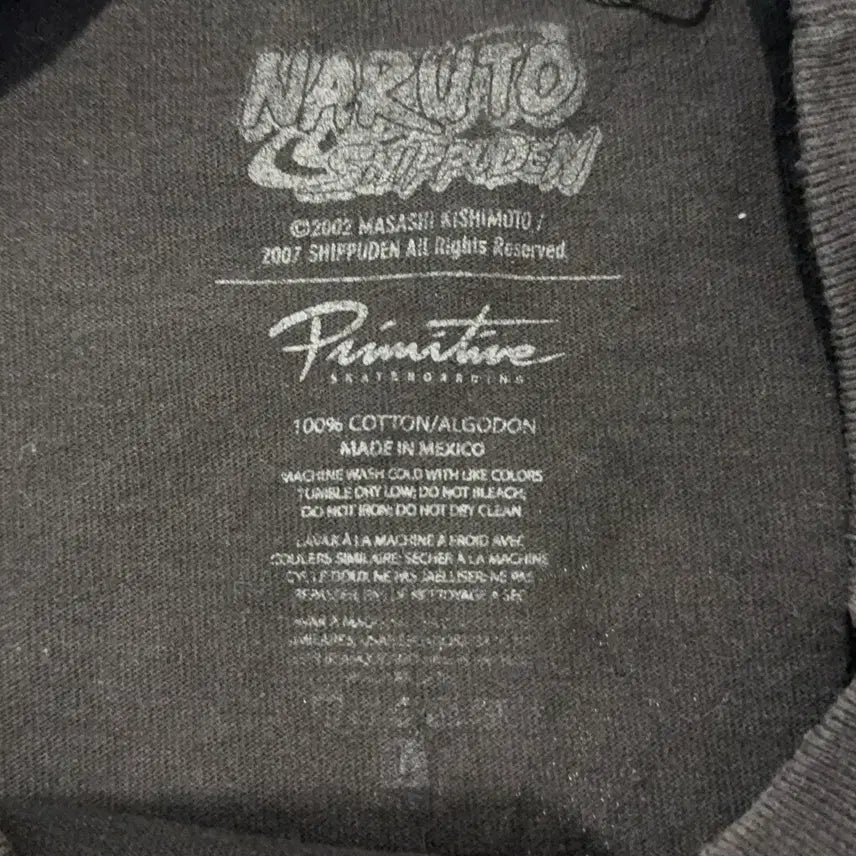 [BUNJANG] 00s Primitive x Naruto 이타치 애니 티셔츠 / 00s Primitive x Naruto 이타치 애니 티셔츠