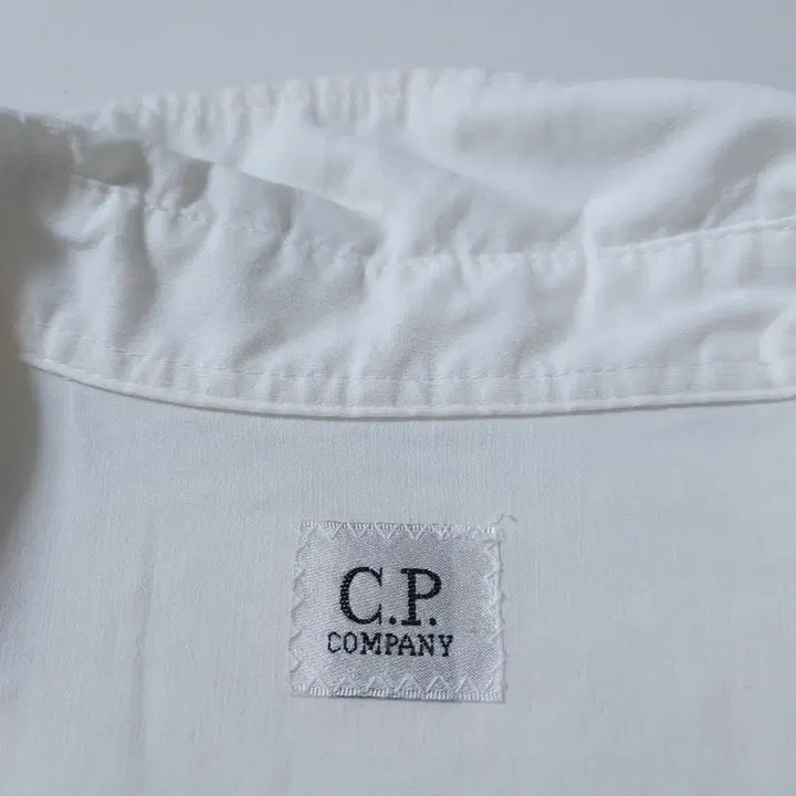 [SOLD OUT] Cp 씨피컴퍼니 화이트 반팔 카라티