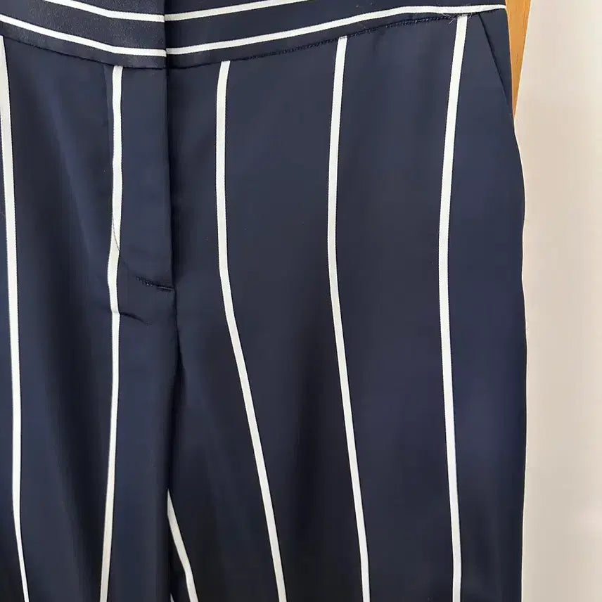 [BUNJANG] Theory Luxe Stripe Wide 7/8 Pants / 띠어리 럭스 스트라이프 와이드 7부 팬츠