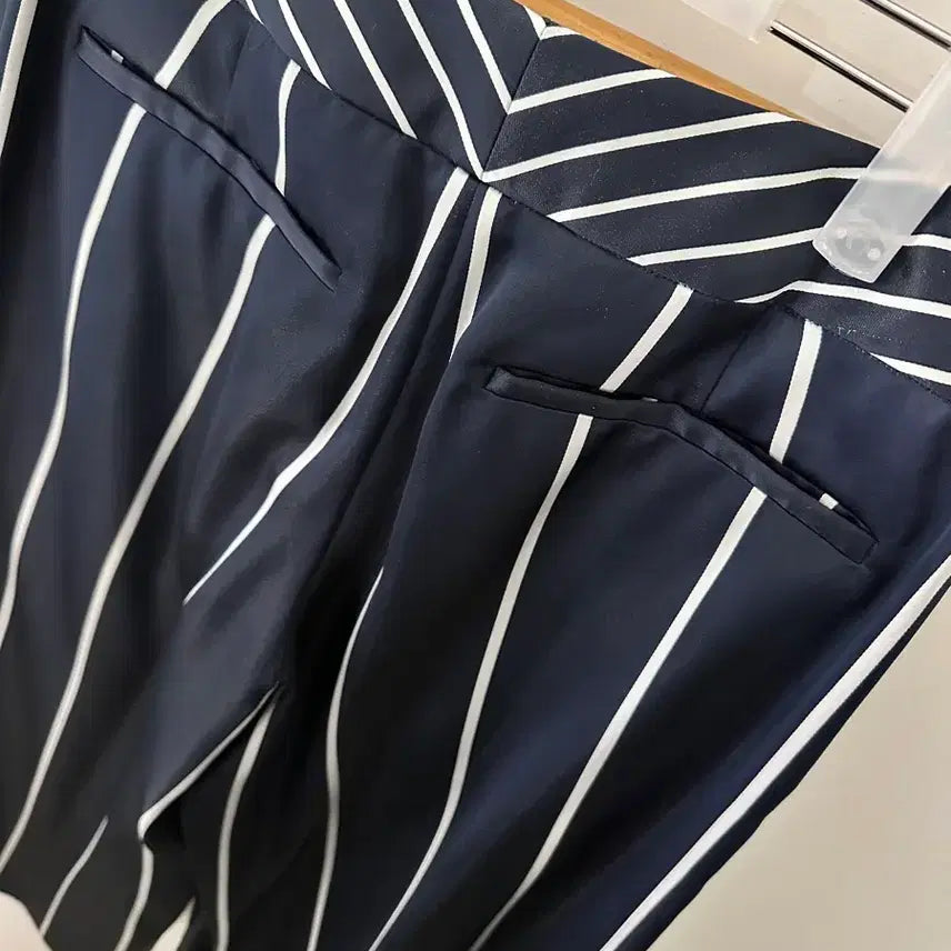 [BUNJANG] Theory Luxe Stripe Wide 7/8 Pants / 띠어리 럭스 스트라이프 와이드 7부 팬츠