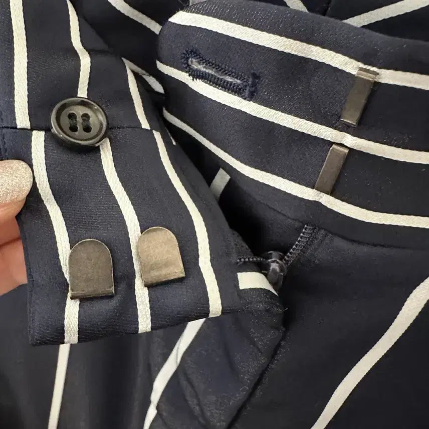 [BUNJANG] Theory Luxe Stripe Wide 7/8 Pants / 띠어리 럭스 스트라이프 와이드 7부 팬츠