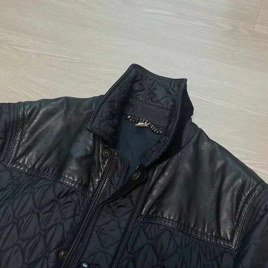 [SOLD OUT] [100-105] 버버리 양가죽 퀼팅자켓