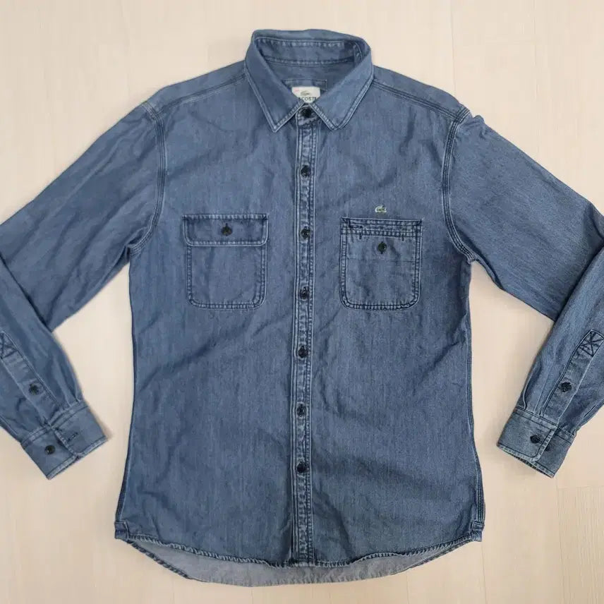 [SOLD OUT] (40,100)라코스테 여성 슬림핏 셔츠 판매합니다