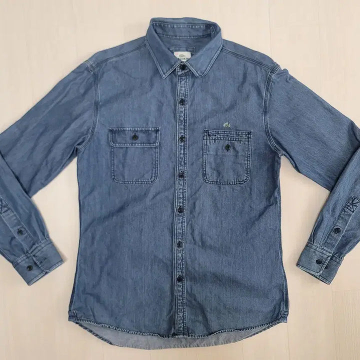 [SOLD OUT] (40,100)라코스테 여성 슬림핏 셔츠 판매합니다