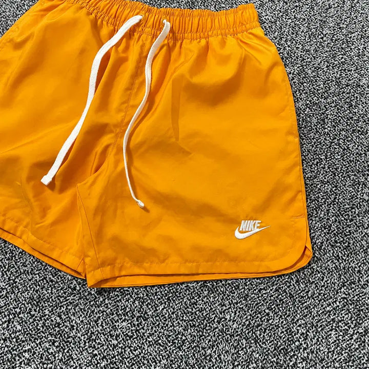 [SOLD OUT] 빈티지9. 나이키 NSW 우븐 베이직 쇼츠 숏팬츠 반바지 바스락 오렌지