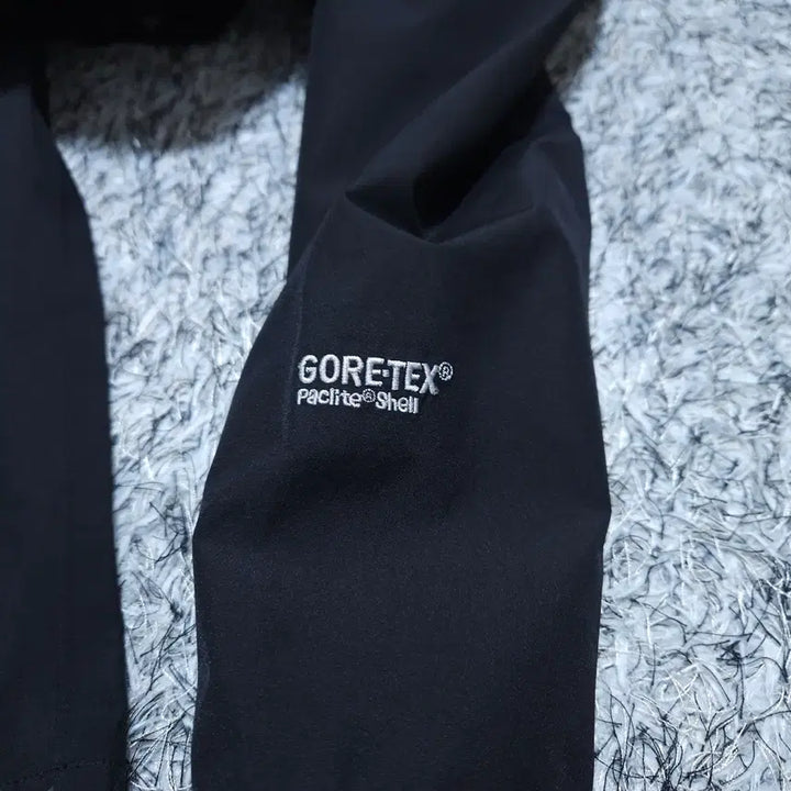 [SOLD OUT] 노스페이스) S 여자 고어텍스 바람막이 / 왕눈이샵
