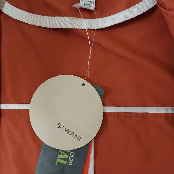 [BUNJANG] (새 상품)SJ WANI 손정완 디자이너 트렌치 코트 오렌지색 어버이날 / (새 상품)SJ WANI 손정완 디자이너 트렌치 코트 오렌지색 어버이날