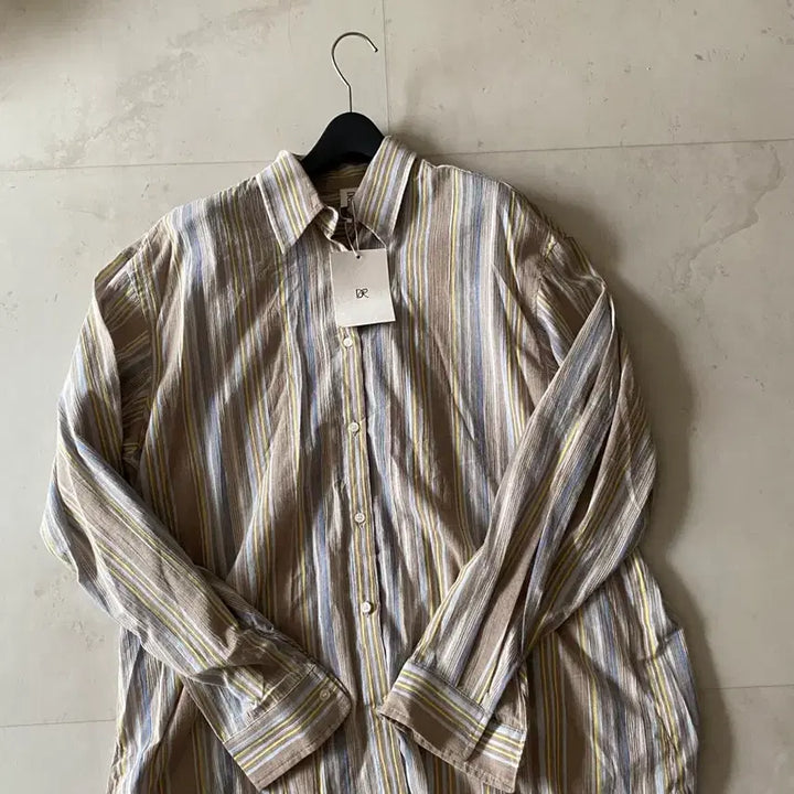 [SOLD OUT] 메이비베이비 디어리스트 텍 새 여름 셔츠 free