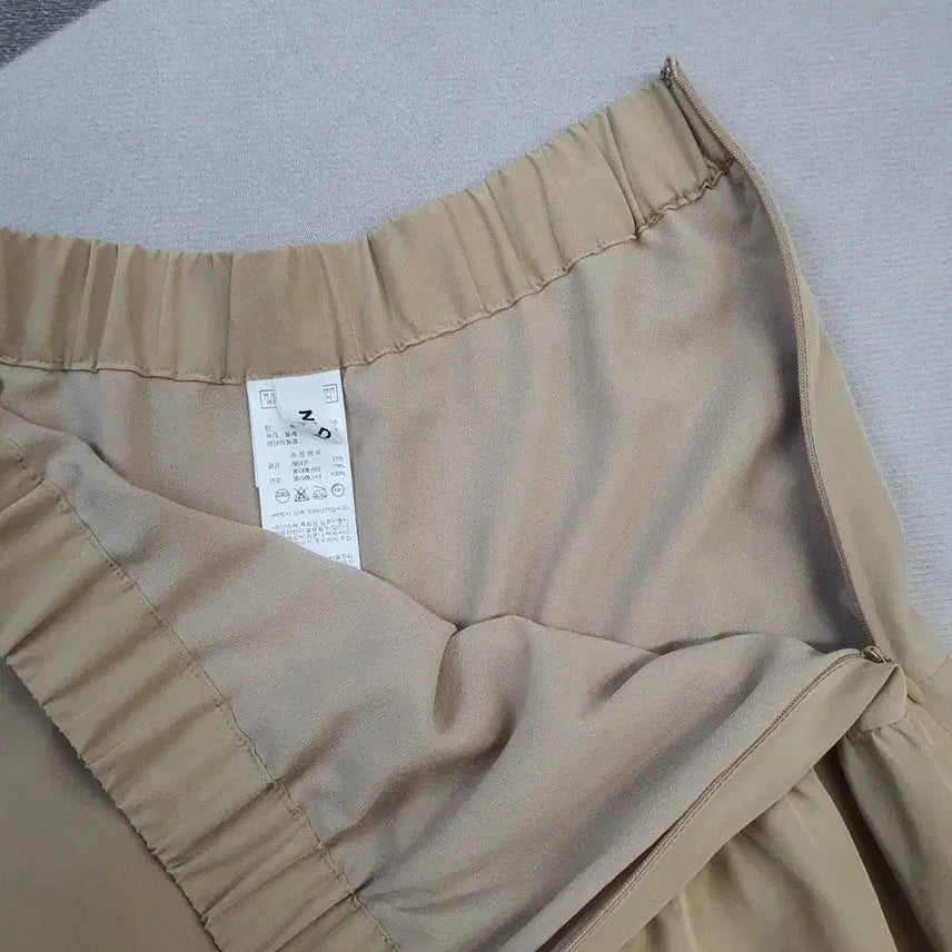 [BUNJANG] NICE CLAUP Shirring Banding Skirt / 나이스클랍 셔링 밴딩 스커트